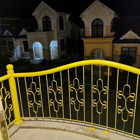 Villa Wubao Kota Bunga 3 Kamar Harga Budget Cinengangirang ภายนอก รูปภาพ